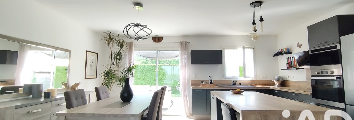 Maison 6 Pièces 112 m² à vendre à Menneval (27300)