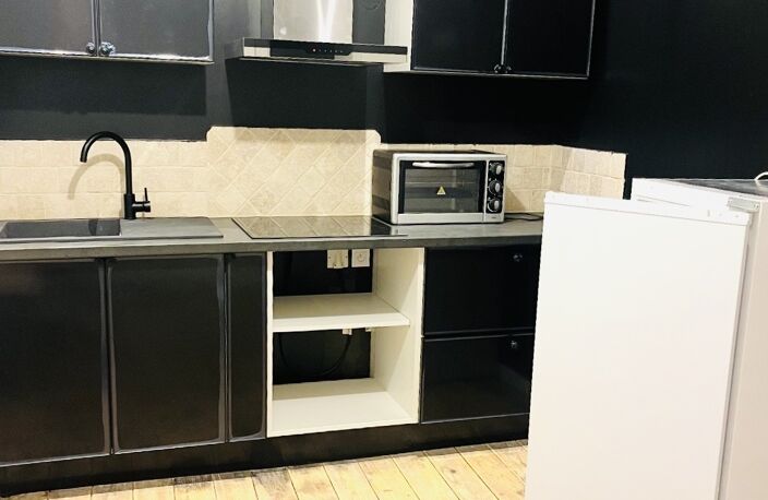 Vente Immeuble 80 m&sup2; — photo 2