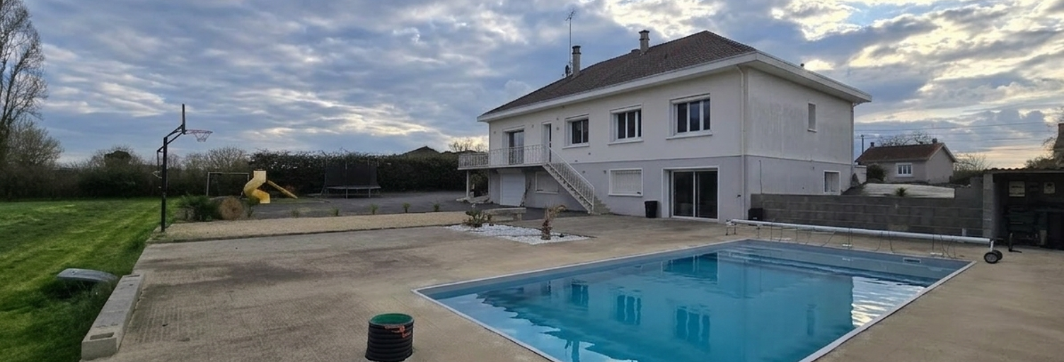 Maison 7 Pièces 222 m² à vendre à Sainte-Verge (79100)