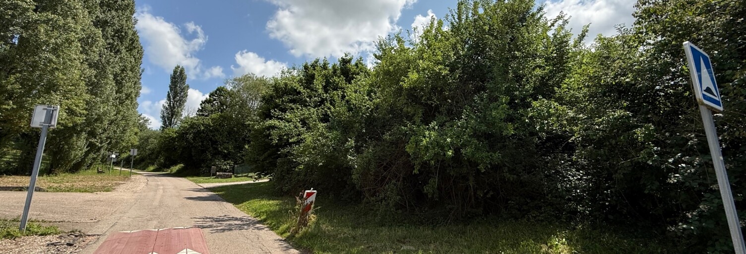 Terrain  3880 m² à vendre à Liocourt (57590)