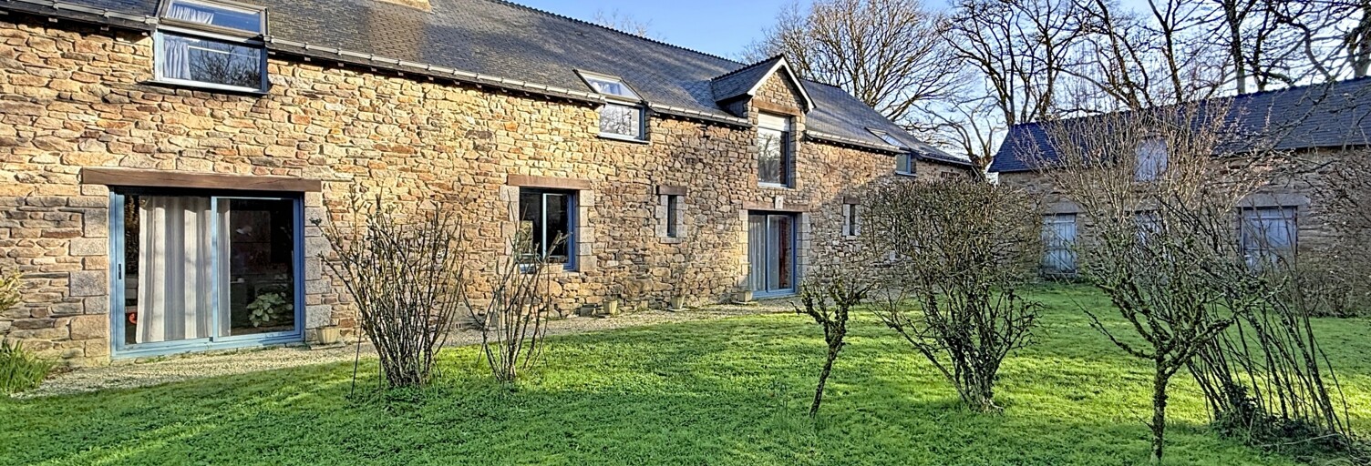 Maison 9 Pièces 270 m² à vendre à Bains-sur-Oust (35600)