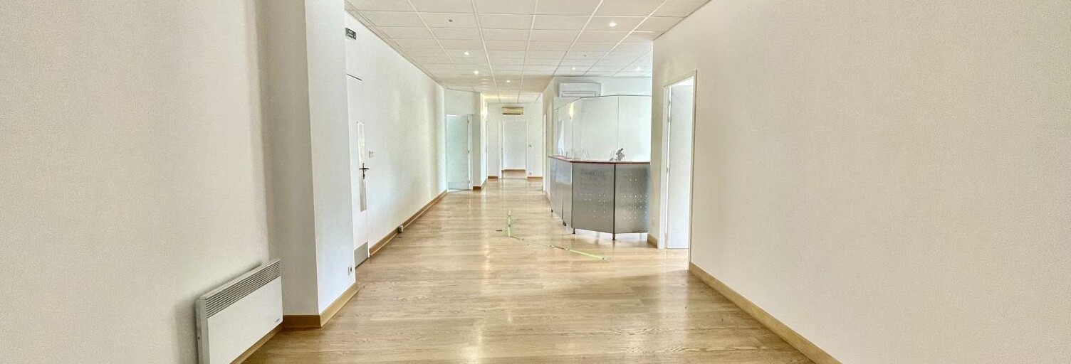 Commerce  205 m² à vendre à Lunel (34400)