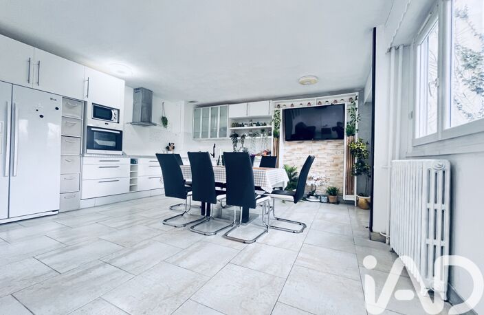 Vente Appartement 4 pièces — photo 2