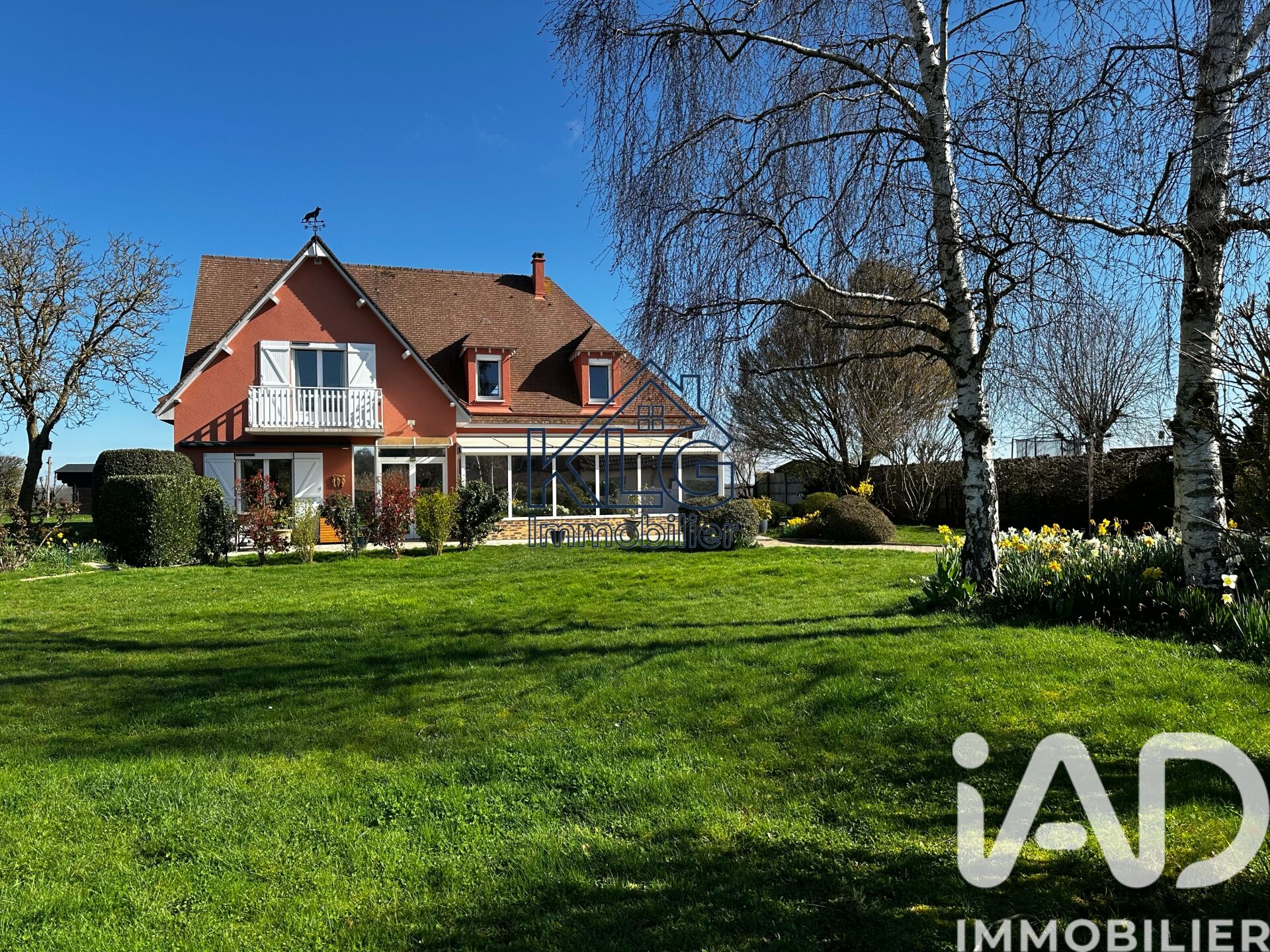 Jouy - 210m² - 8p. - 4ch.