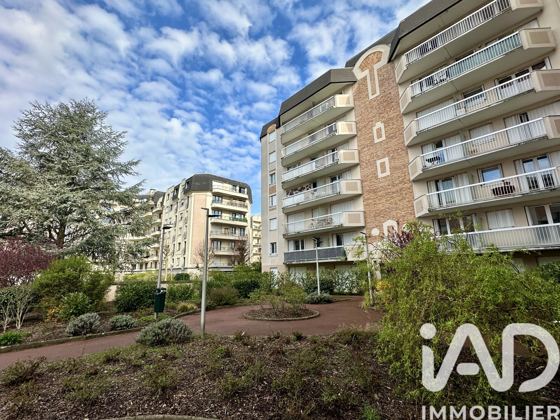 Cergy - 47m² - 2p. - 1ch.