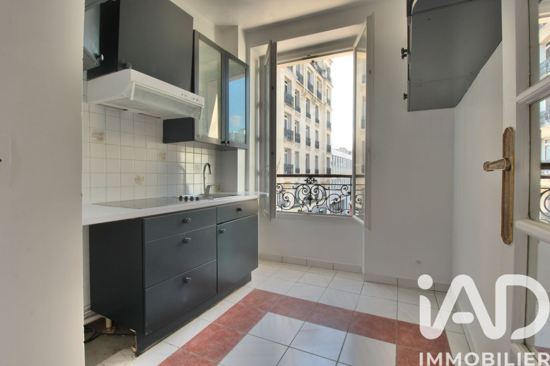 Vente Appartement 2 pièces - Photo 2