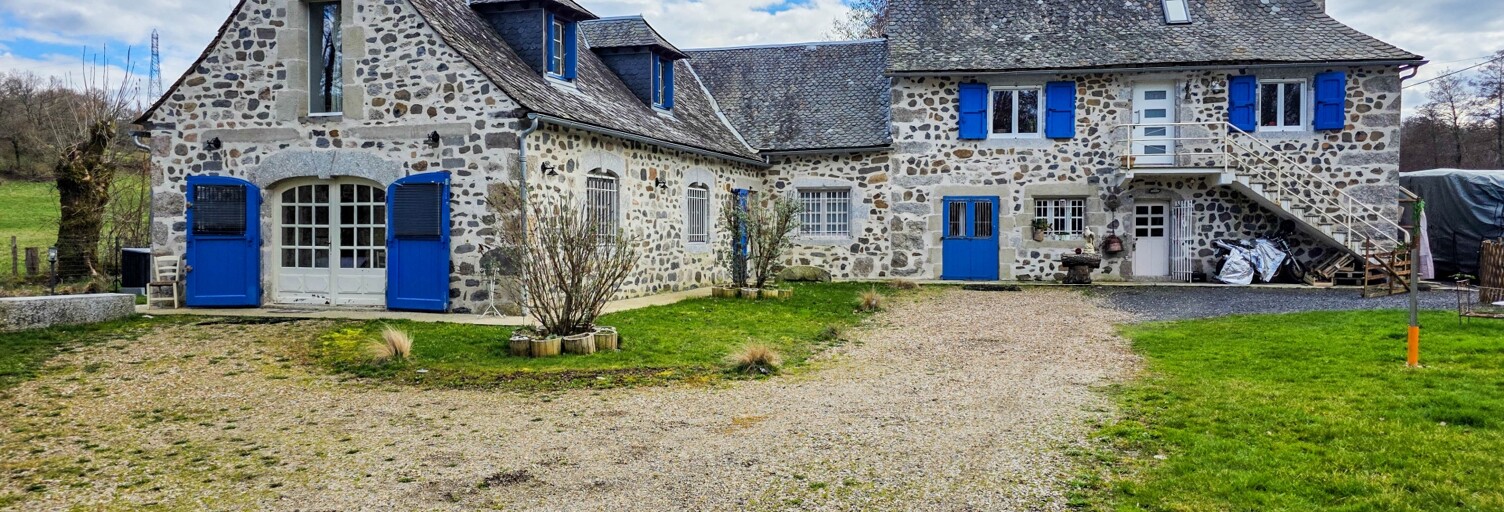 Maison 9 Pièces 225 m² à vendre à Argences en Aubrac (12420)