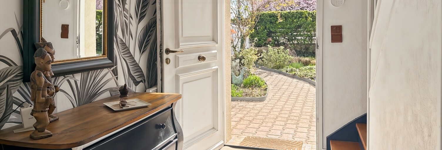 Maison 9 Pièces 187 m² à vendre à Santeny (94440)