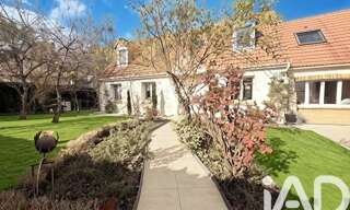 Maison 9 Pièces 186 m² à vendre à Santeny (94440)