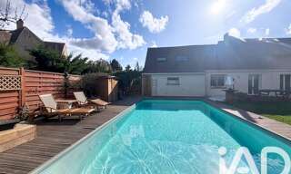 Maison 9 Pièces 187 m² à vendre à Santeny (94440)