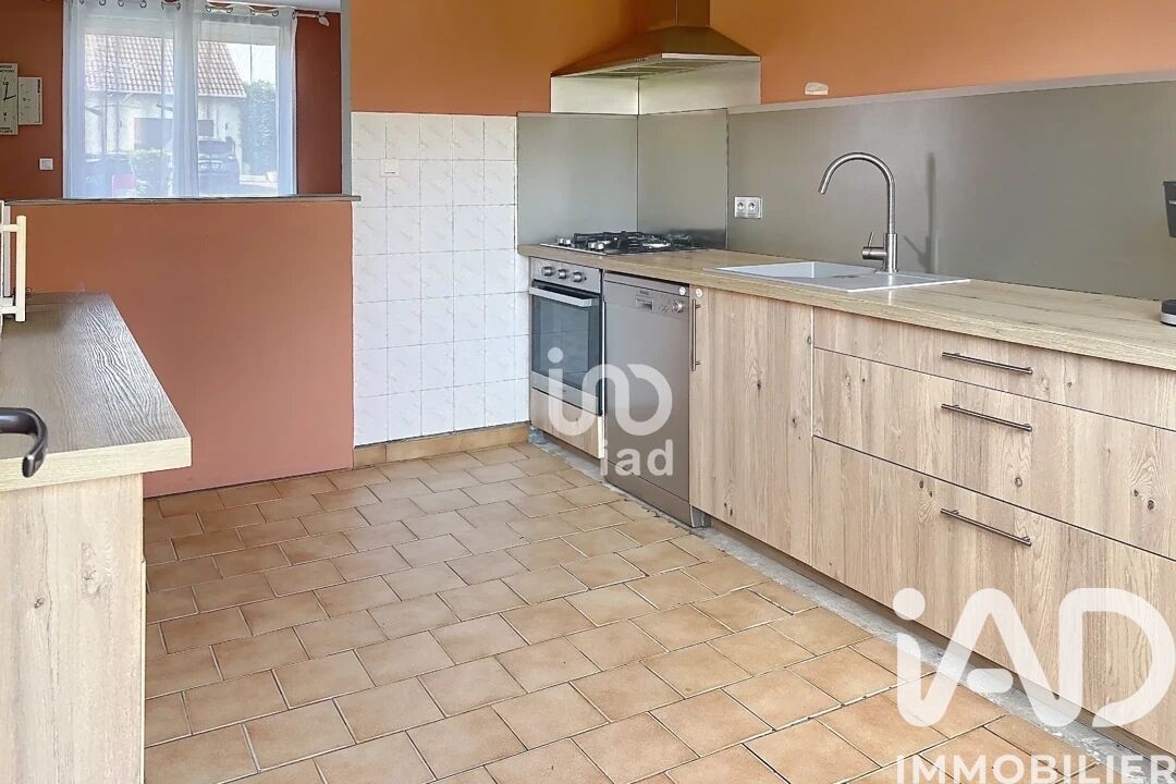 Vente Maison/villa 5 pièces - Photo 4