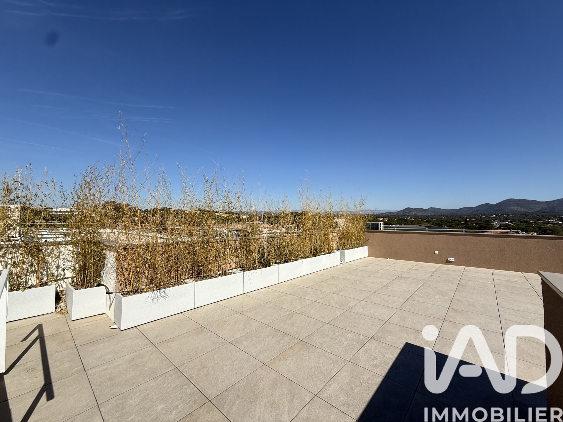 Vente Appartement 4 pièces - Photo 2