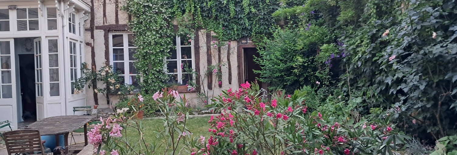 Maison 12 Pièces 306 m² à vendre à Auxerre (89000)