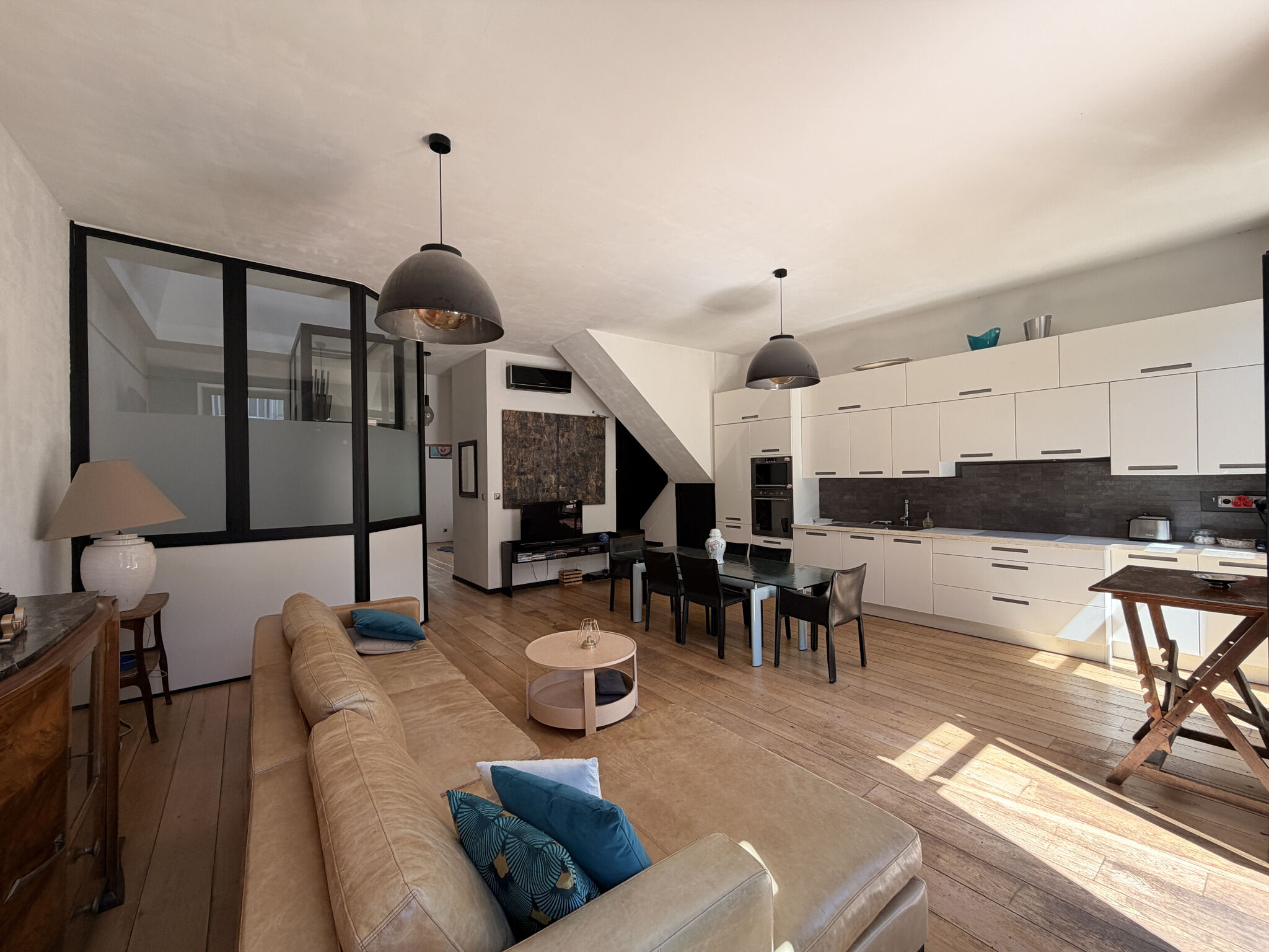 Appartement  T4 à louer Marseille 8eme 13008