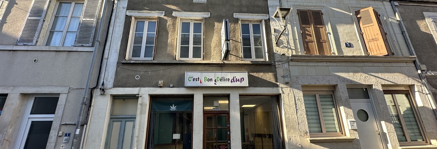 Immeuble  84 m² à vendre à Mehun-sur-Yèvre (18500)