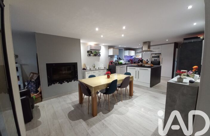 Vente Maison/villa 6 pièces — photo 2