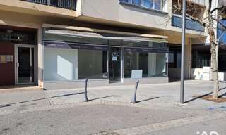 Divers  294 m² à vendre à Divonne-les-Bains (01220)