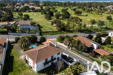 Terrain  549000 €