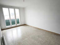 RAVISSANT TYPE 2 DE 41.63 M2 AVEC BALCON AU COEUR DU 10EME ARRONDISSEMENT — photo 2