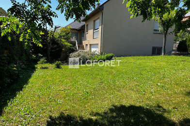 Maison 10 pièces 376000 €