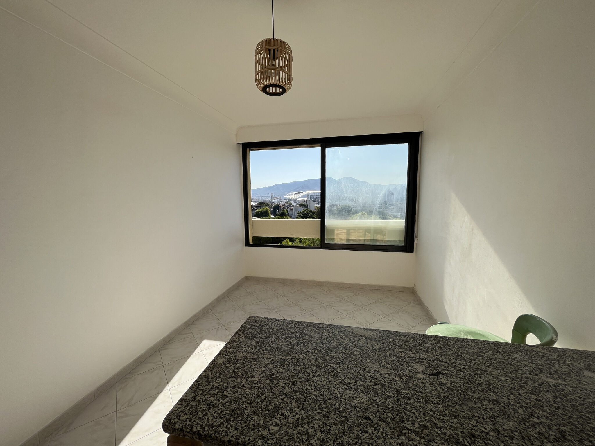 Appartement  T1 à louer Marseille 8eme 13008