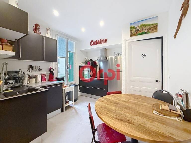 Appartement À Vendre — photo 1