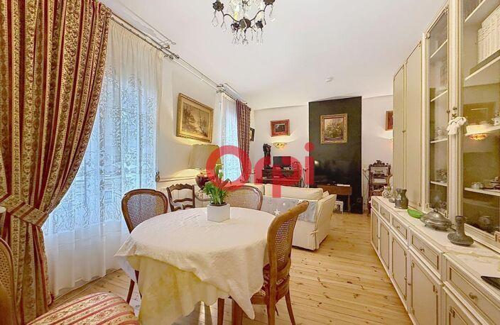 Appartement À Vendre — photo 2