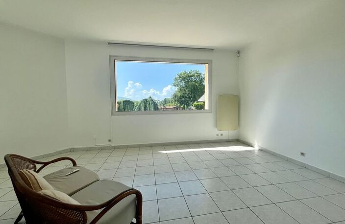 COUP DE COEUR ASSUREE  Maison d'architecte avec 4 chambres  sur — photo 2