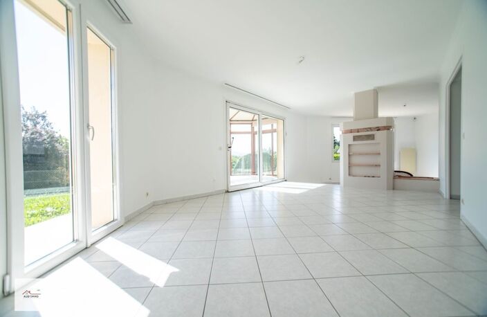 COUP DE COEUR ASSUREE  Maison d'architecte avec 4 chambres  sur — photo 3