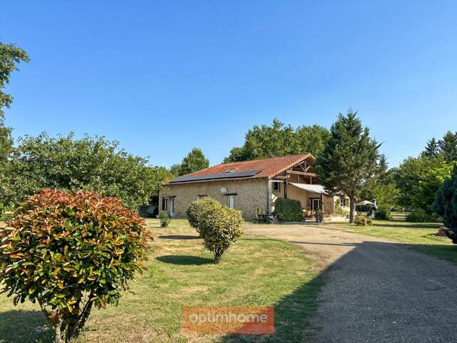 Authentique Landaise en pierres et colombages sur 17 000 M2 de terrain arboré — photo du bien