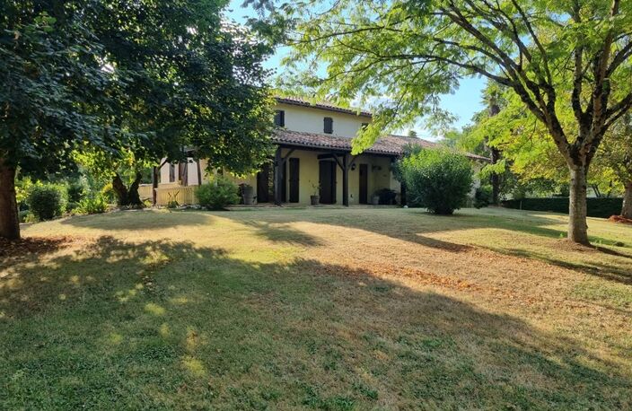 47Lot-et-Garonne (47) –  Villa semi enterrée avec piscine — photo 2