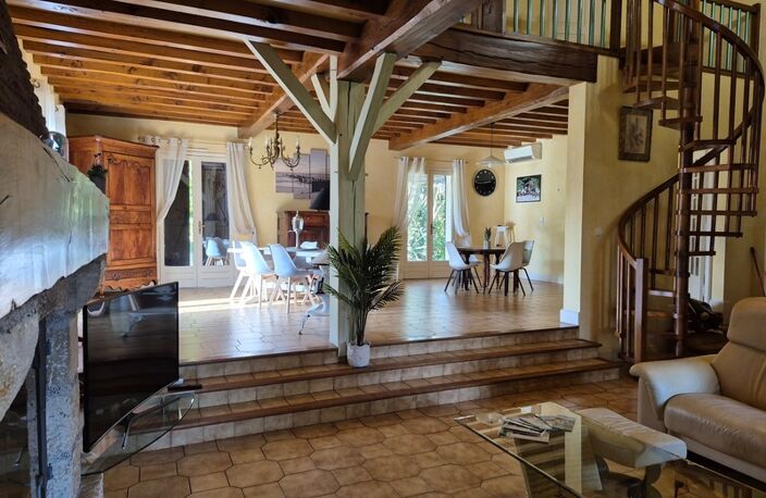 47Lot-et-Garonne (47) –  Villa semi enterrée avec piscine — photo 5