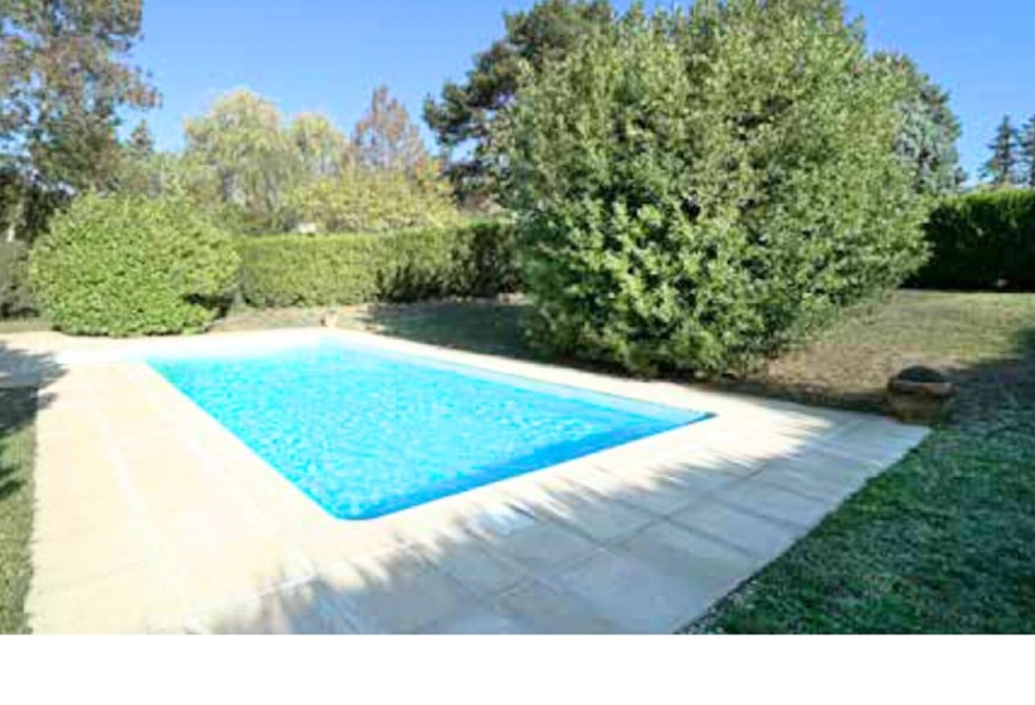 69260 CHARBONNIERES LES BAINS - Maison à vendre 7 pièces - Climatisation - GARAGE - PISCINE - TERRAIN A BATIR  - CALME - SANS VIS A VIS - PROCHE DES COMMODITES — photo 1