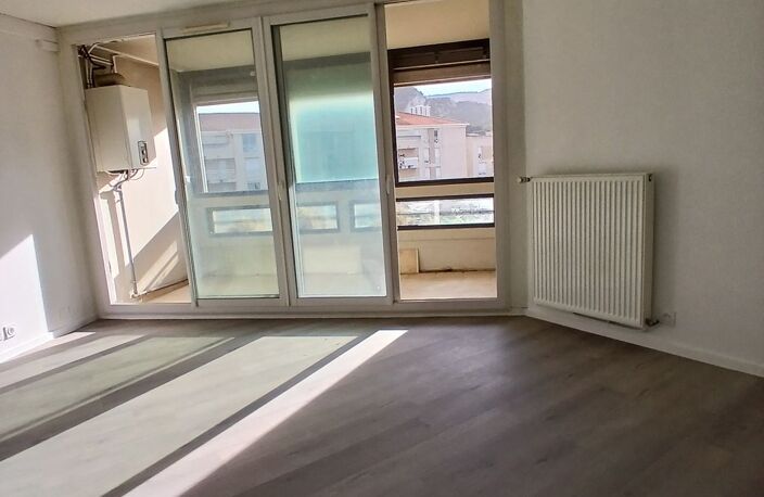 E3466A017L-T2-LES COLLINES -21 AVENUE DE LA FARINIERE 13009 MARSEILLE-155 000 € — photo 3