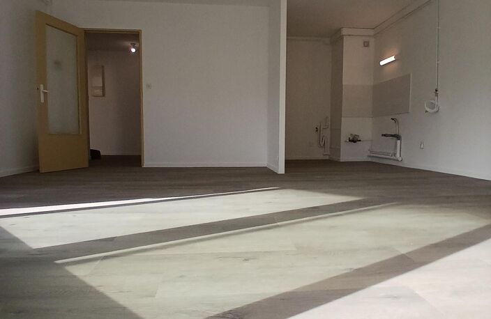 E3466A017L-T2-LES COLLINES -21 AVENUE DE LA FARINIERE 13009 MARSEILLE-155 000 € — photo 5