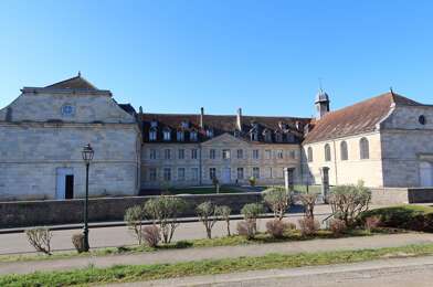 Appartement 7 pièces 299000 €