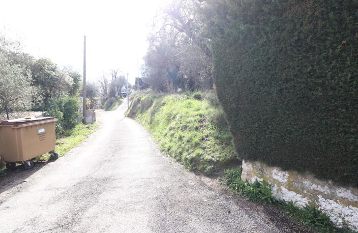 CONTES - Chemin Saint Martin - Terrain constructible 1264 m² — photo 2