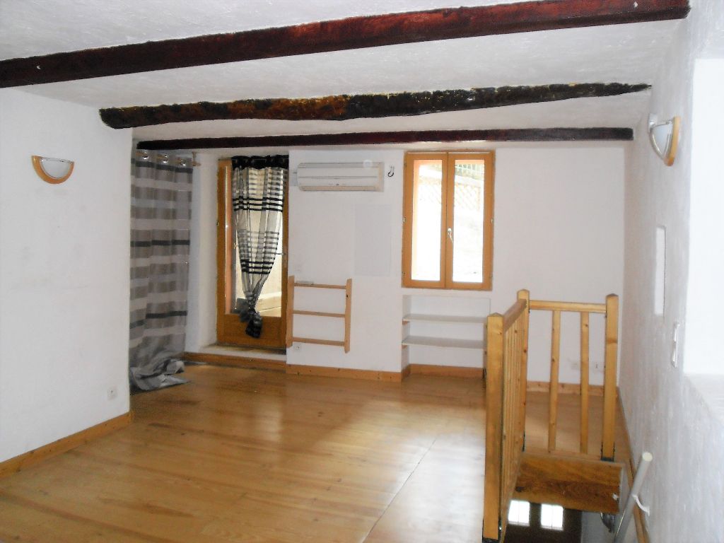 Photo T2 de 2 pièces L Escarene