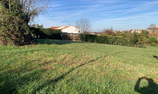 Terrain  734 m² à vendre à Bussac-sur-Charente (17100)