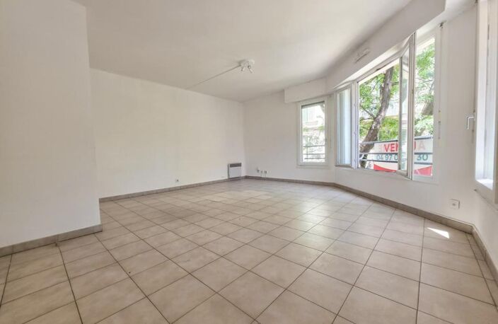 APPARTEMENT D'ANGLE 2P 53m² À 10MN DE LA RUE D'ANTIBES — photo 2