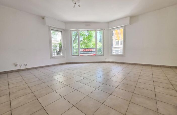 APPARTEMENT D'ANGLE 2P 53m² À 10MN DE LA RUE D'ANTIBES — photo 5