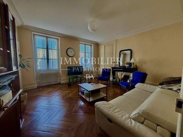 Maison/Villa 8 pièces — photo du bien