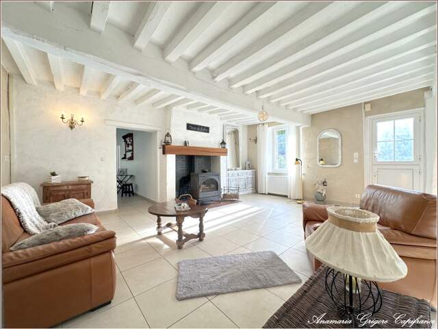 Le Favril ( 28190) Longère rénovée de 136 m², terrain clos de 2193 m² Paris à 1h20 — photo du bien