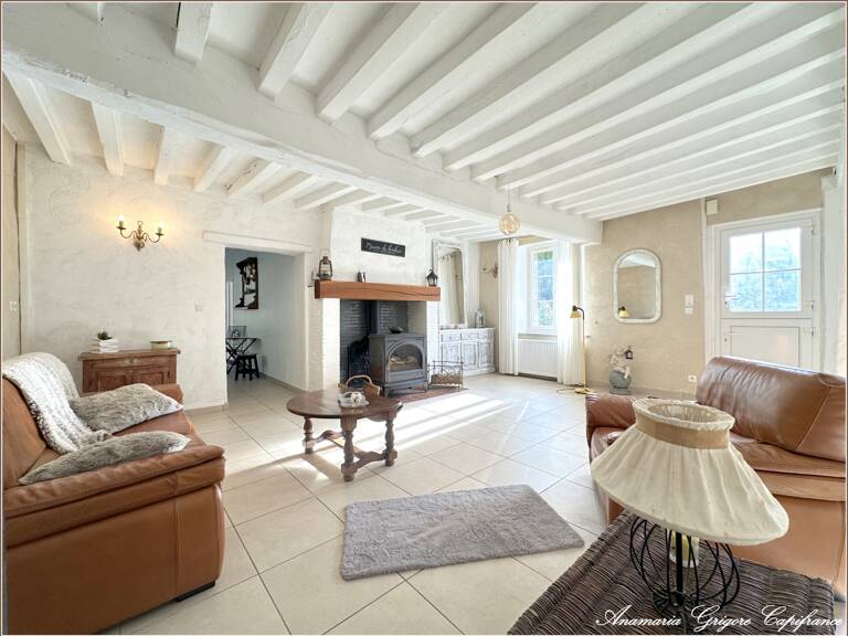 Le Favril ( 28190) Longère rénovée de 136 m², terrain clos de 2193 m² Paris à 1h20 — photo 1