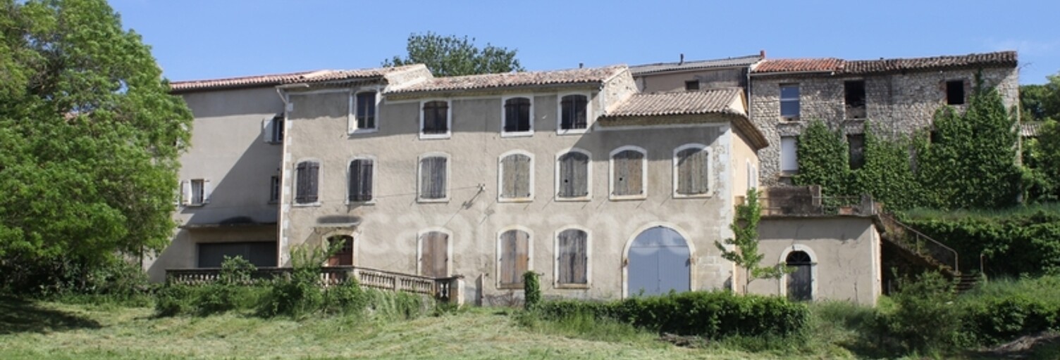 Maison 15 Pièces 325 m² à vendre à Saignon (84400)