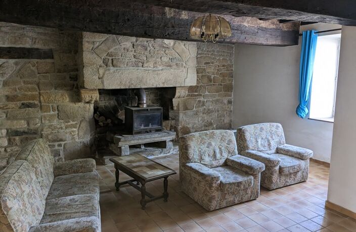 GUEMENE SUR SCORFF JOLIE MAISON EN PIERRE SOUS ARDOISE 95M² 4 PIECES  A RENOVER SANS JARDIN — photo 2