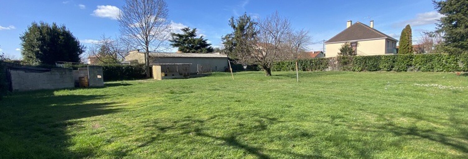 Terrain  1004 m² à vendre à Saint-Priest (69800)