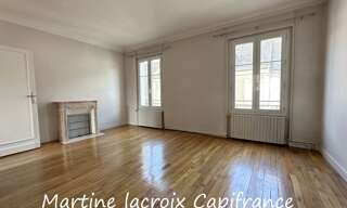 Immeuble  253 m² à vendre à La Ferté-Bernard (72400)