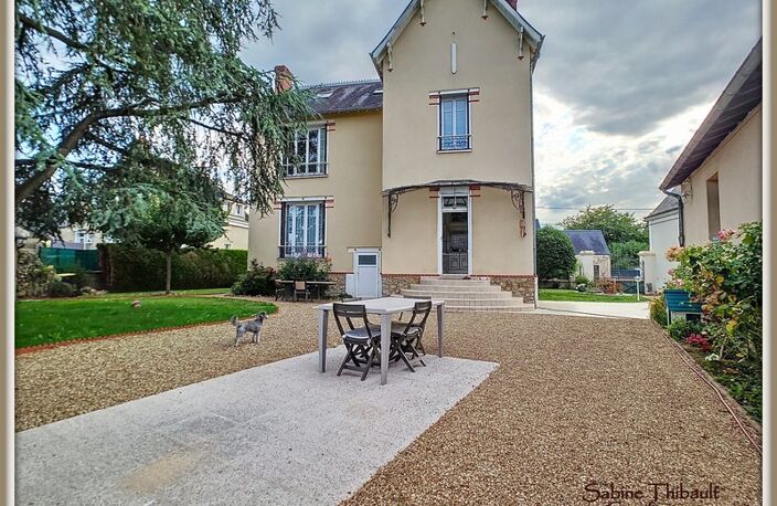 Dpt Sarthe (72), à vendre AUBIGNE RACAN maison 7 pièces 196 m2 - Studio — photo 4