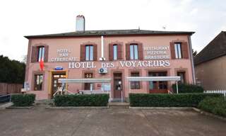 Commerce 22 Pièces 680 m² à vendre à Cronat (71140)